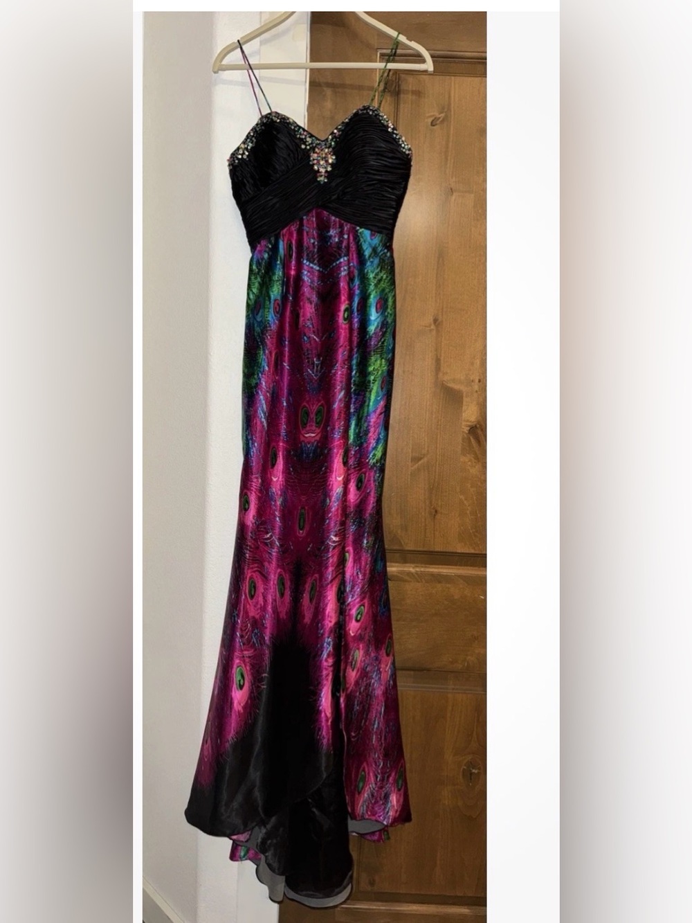 Night Moves Peacock Prom Dress Size 4 Sweatheart Gown Beaded satin-feel fabric